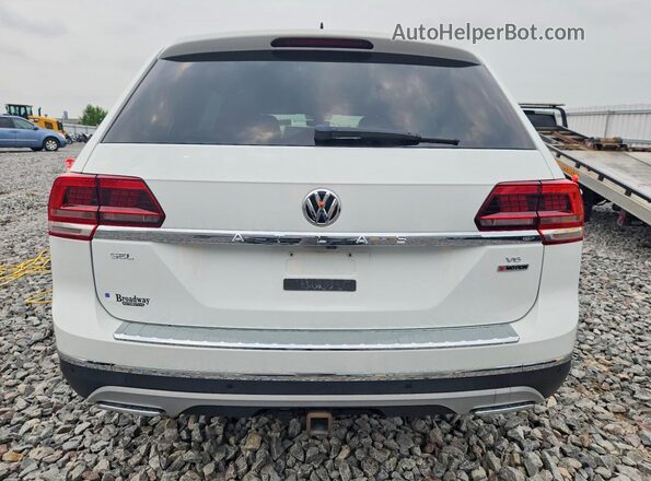 1V2TR2CA0LC506223 2020 VOLKSWAGEN ATLAS White Widok wnętrza z przodu