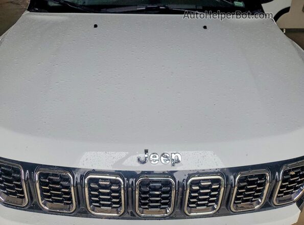 3C4NJDCN8ST615984 2025 JEEP COMPASS White ძრავის განყოფილების ხედი