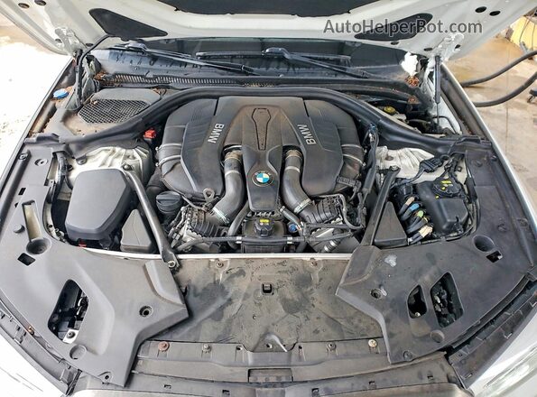 WBAJB9C50JB287157 2018 BMW M5 White Вид підкапотного простору