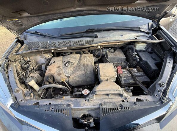 5TDKZ3DC1JS925096 2018 TOYOTA SIENNA Gray Առջևի վահանակի տեսք