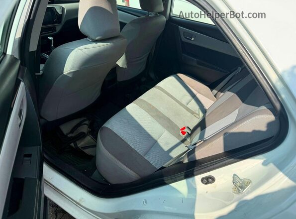 2T1BURHE9JC063042 2018 TOYOTA COROLLA Белый Вид салона спереди