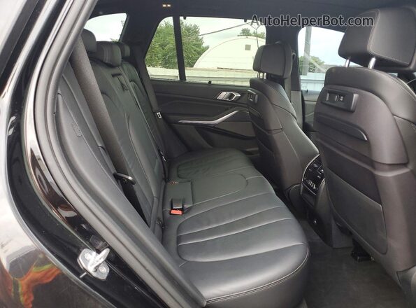 5UXJU2C52KLN49968 2019 BMW X5 Black Engine compartment view