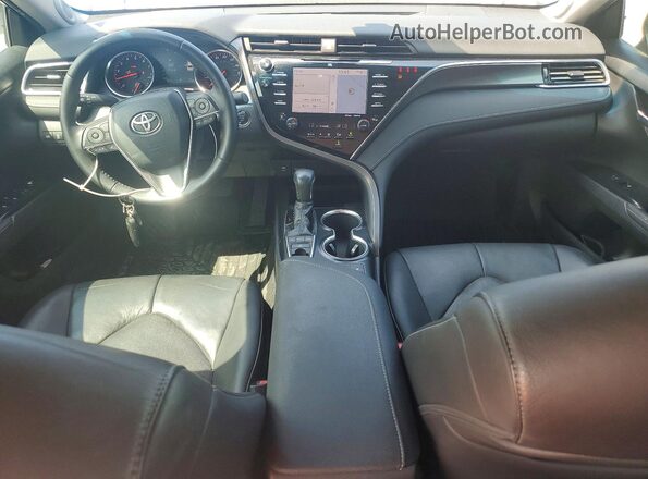 4T1BZ1HKXJU006680 2018 TOYOTA CAMRY Blue Սարքավորումների վահանակի տեսք