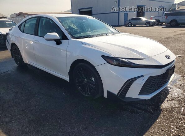 4T1DAACK1TU731479 2026 TOYOTA CAMRY White Front view