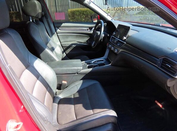 1HGCV2F31KA024804 2019 HONDA ACCORD Red Widok z tyłu