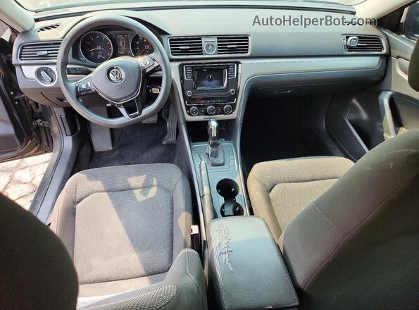 1VWAT7A30HC042723 2017 VOLKSWAGEN PASSAT Black Widok zestawu wskaźników