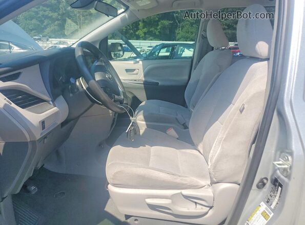 5TDZZ3DC9LS080211 2020 TOYOTA SIENNA Blue Dashboard view