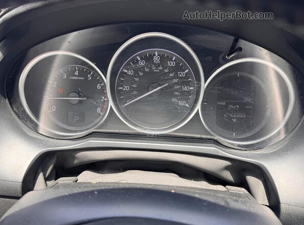 JM1GL1V52H3128603 2017 MAZDA 6 Charcoal Vista del salpicadero