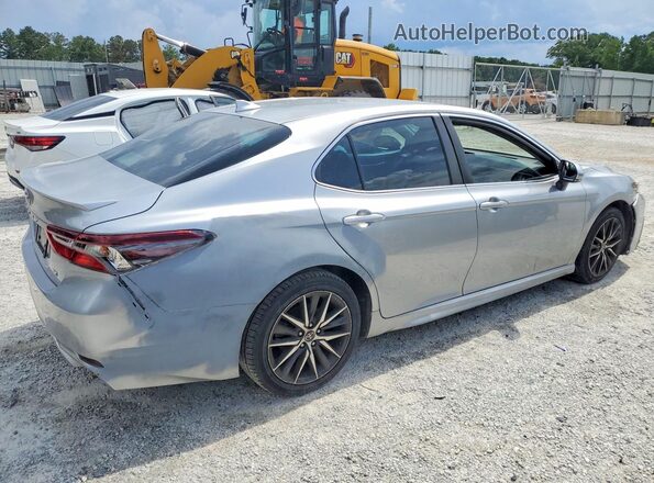 4T1G11AK9NU713041 2022 TOYOTA CAMRY Silver Vista frontal