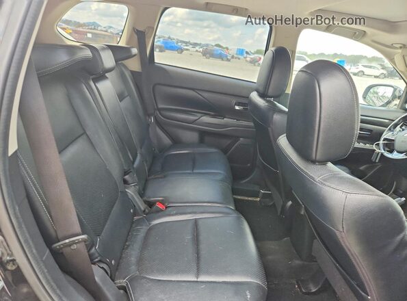JA4AZ3A34GZ003827 2016 MITSUBISHI OUTLANDER Black Engine compartment view