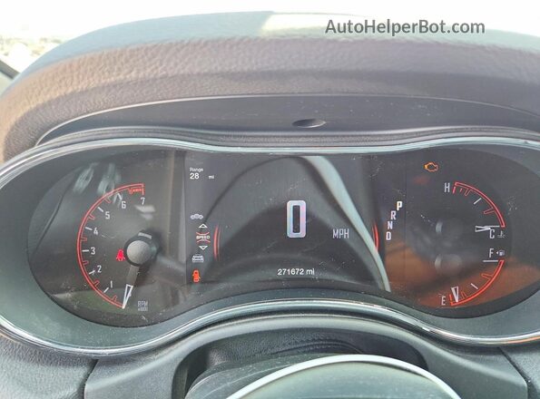 1C4RDHAG6JC302253 2018 DODGE DURANGO Red Widok tylnych siedzeń