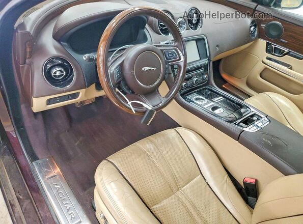 SAJWJ1CD0G8V94579 2016 JAGUAR XJ Red Vista del cuadro de instrumentos