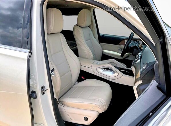 4JGFB5KB8MA435618 2021 MERCEDES-BENZ GLE White Widok z przodu
