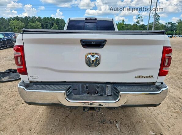 3C6UR5HJ7NG117022 2022 RAM 2500 Белый Вид салона спереди