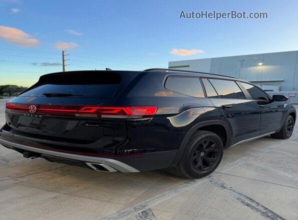 1V2CR2CA2SC573114 2025 VOLKSWAGEN ATLAS Черный Вид спереди