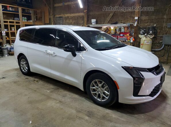 2C4RC1BG7VR580472 2027 CHRYSLER PACIFICA White Widok z przodu
