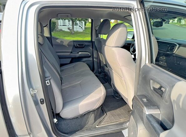 3TMCZ5AN6GM017063 2016 TOYOTA TACOMA Silver Vista interior delantera