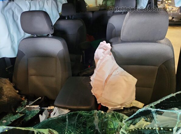 1GNERGKW9PJ291566 2023 CHEVROLET TRAVERSE Черный Вид задней части салона