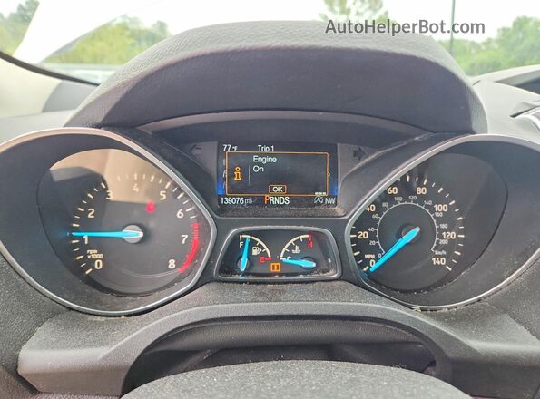 1FMCU0GDXHUE17099 2017 FORD ESCAPE White Vista de los asientos traseros