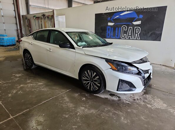 1N4BL4DV5TN329674 2026 NISSAN ALTIMA White Դիմացի տեսք