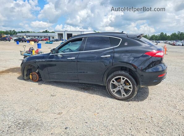 ZN661XUS8HX262717 2017 MASERATI LEVANTE Black Rear right
