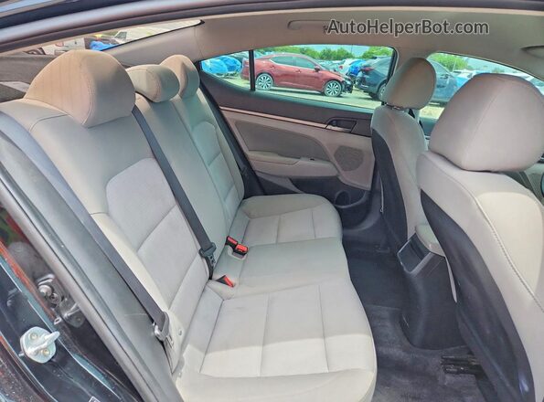 5NPD84LF0JH304791 2018 HYUNDAI ELANTRA Black Vista interior trasera