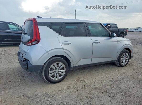 KNDJ23AU2L7115440 2020 KIA SOUL Silver Delantero derecho