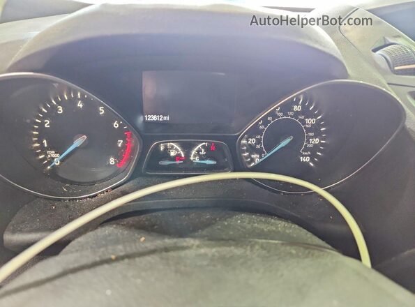 1FMCU0F70HUA60544 2017 FORD ESCAPE Orange Вид задніх сидінь