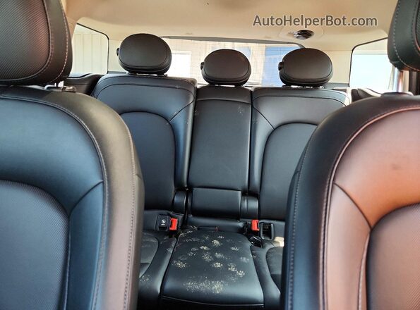 WMZYV5C32J3B75957 2018 MINI COOPER Black Вид задньої частини салону