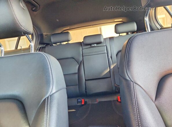 WDCTG4EBXKJ553210 2019 MERCEDES-BENZ GLA-CLASS Silver Widok wnętrza z tyłu