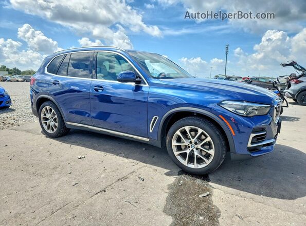 5UXCR6C07N9K71186 2022 BMW X5 Blue Front view