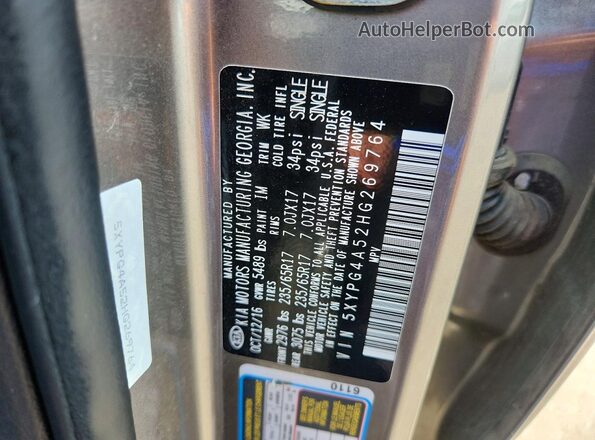 5XYPG4A52HG269764 2017 KIA SORENTO Gray 360 interior view