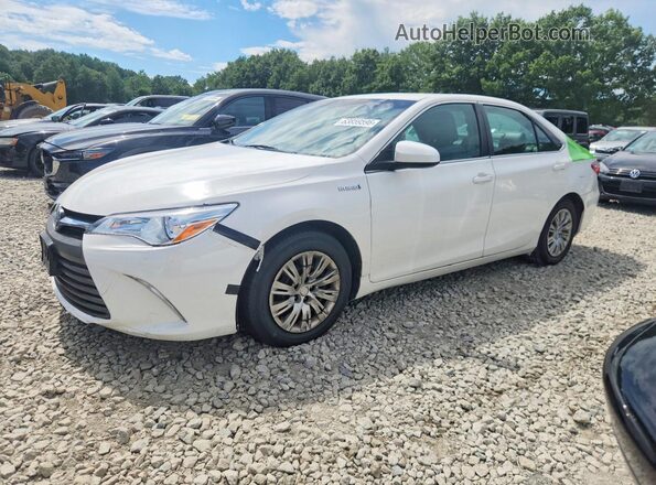 4T1BD1FK8HU217467 2017 TOYOTA CAMRY Белый Задняя левая четверть