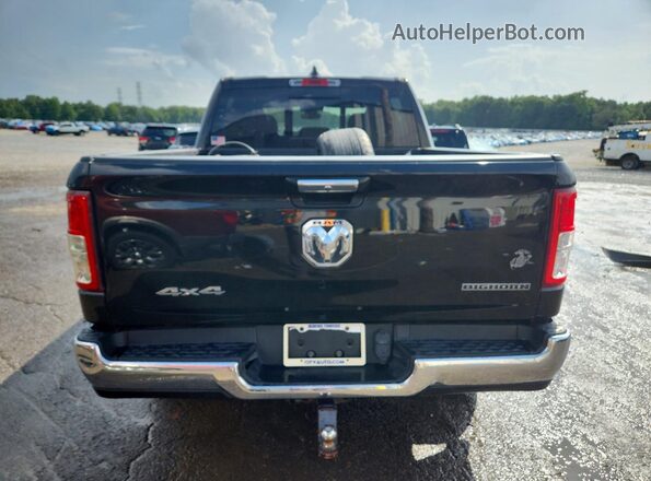 1C6RRFFG1KN846204 2019 RAM 1500 Black Widok wnętrza z przodu