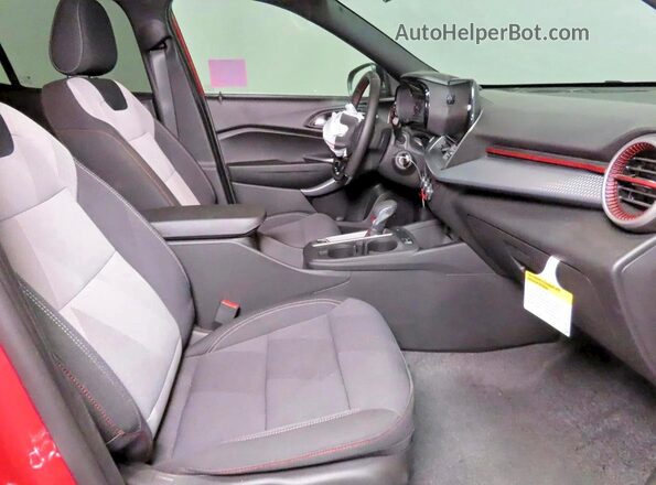 KL77LGEP2TC140152 2026 CHEVROLET TRAX Red Вид ззаду