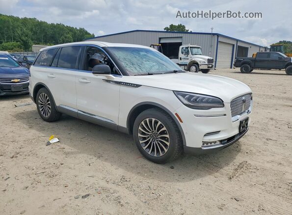 5LM5J7XC8LGL27987 2020 LINCOLN AVIATOR White Widok z przodu