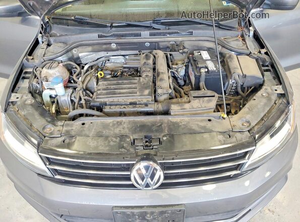 3VW2B7AJ4HM329423 2017 VOLKSWAGEN JETTA Серебряный Вид подкапотного пространства