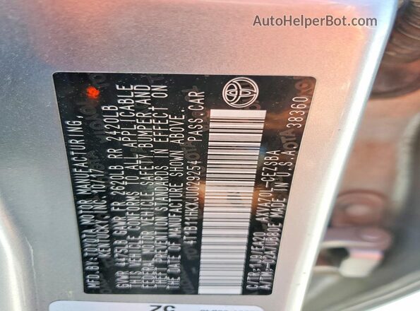 4T1B11HKXJU029254 2018 TOYOTA CAMRY Silver Widok naklejki z numerem VIN