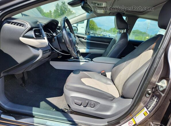 4T1B21HKXKU514895 2019 TOYOTA CAMRY SOLARA Gray Вид панелі приладів