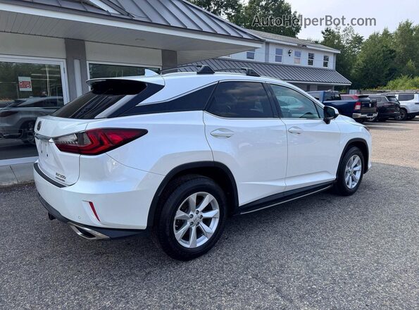 2T2BZMCA5HC070875 2017 LEXUS RX Белый Передняя правая четверть
