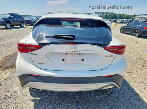 SJKCH5CR2JA041770 2018 INFINITI QX30 White Vista interior delantera