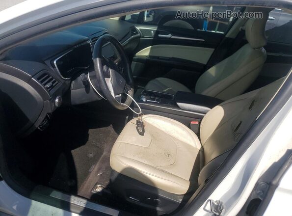 3FA6P0RU3JR111550 2018 FORD FUSION White Vista del salpicadero