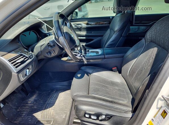 WBA7F2C53JG423595 2018 BMW 7 SERIES White Widok deski rozdzielczej