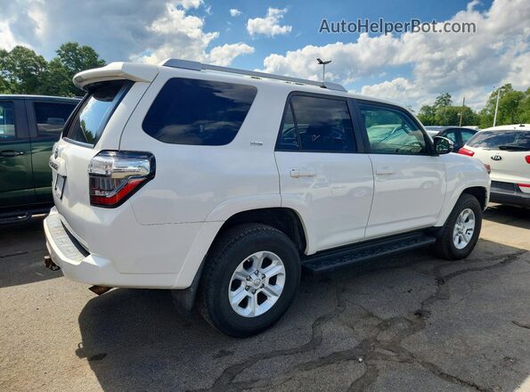 JTEBU5JR4G5388396 2016 TOYOTA 4RUNNER White Передня права чверть