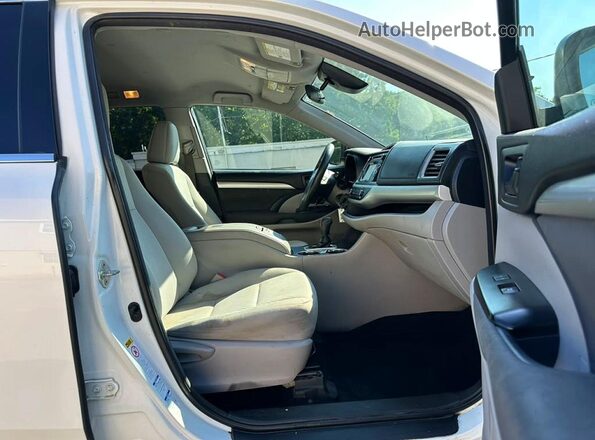 5TDBZRFH3JS891836 2018 TOYOTA HIGHLANDER White Widok zestawu wskaźników