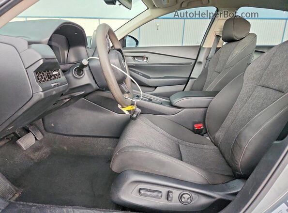 1HGCY1F49SA045328 2025 HONDA ACCORD Gray Vista del salpicadero