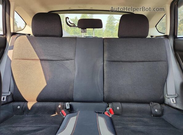 JF2GPABC8G9341953 2016 SUBARU CROSSTREK Gray Вид задньої частини салону