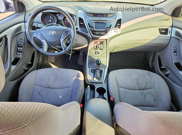 5NPDH4AE4GH750722 2016 HYUNDAI ELANTRA Белый Вид щитка приборов