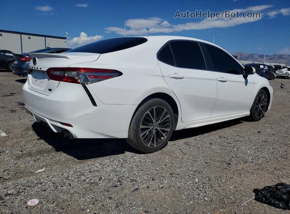 4T1B11HK3JU094611 2018 TOYOTA CAMRY White Przód prawy