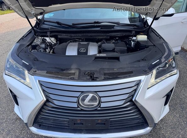 2T2BZMCA5HC070875 2017 LEXUS RX Белый Вид салона спереди